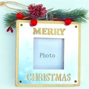 2/$20 MERRY CHRISTMAS🎄Photo Frame Ornament NWT